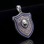 Aslan Başlı Kalkan Safir Taşlı Gümüş Erkek Kolye