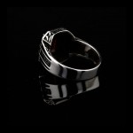 Erkek Gümüş Kırmızı Taşlı Zirkon Detaylı Kare Yüzük