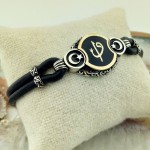 Siyah Mineli Ay Yıldız İşlemeli Elif Vav Gümüş Erkek Bileklik