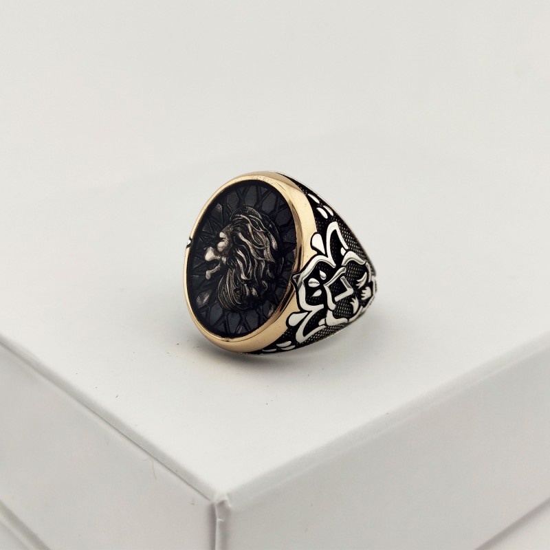 925 Ayar Gümüş Aslan Figürlü Lale Motifli Erkek Yüzük