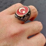 925 Ayar Gümüş Kırmızı Mineli Ay Yıldız İşlemeli Erkek Yüzük