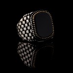 925 Ayar Gümüş Siyah Oniks Taşlı Saat Kordonu Desenli Erkek Yüzük – Modern Tasarım