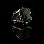 925 Ayar Gümüş Yeşil Faset Taşlı Erkek Yüzük – Otantik ve Şık Tasarım