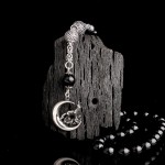 925 Ayar Gümüş Hilal Kurt Model Püsküllü Ateş Kehribar Tesbih